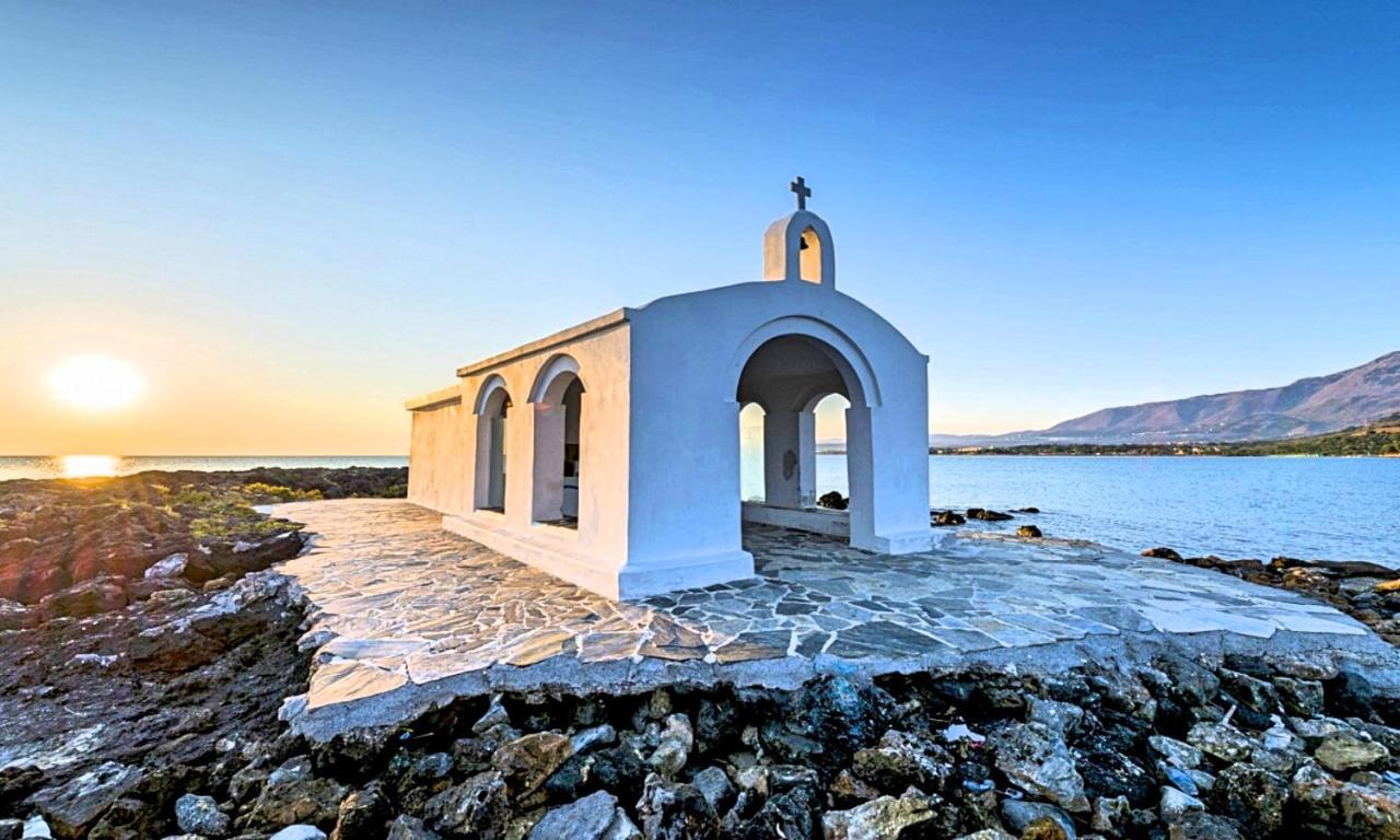 Mistral Suite Heated Pool Γεωργιούπολη Εξωτερικό φωτογραφία